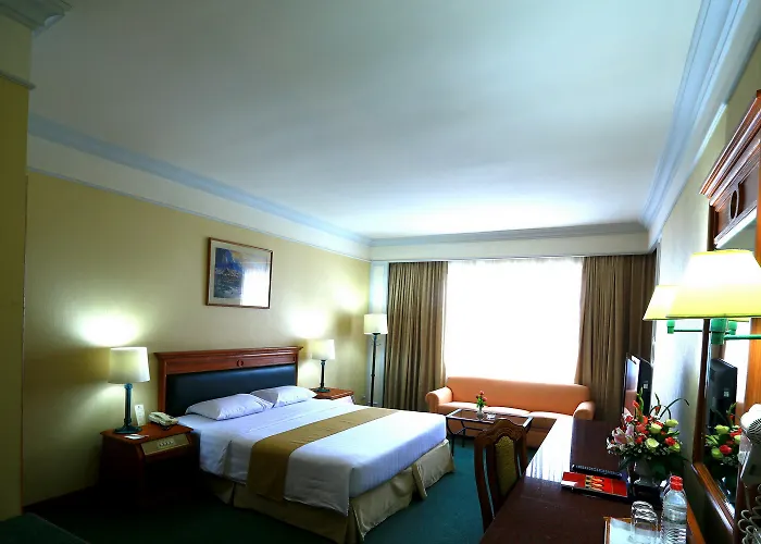 Royal Benja - Big Rooms, Family Friendly