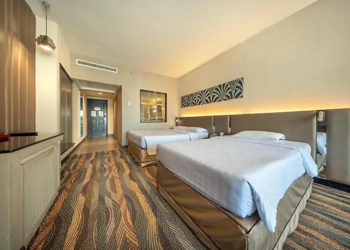 Royal Benja - Big Rooms, Family Friendly Hotel