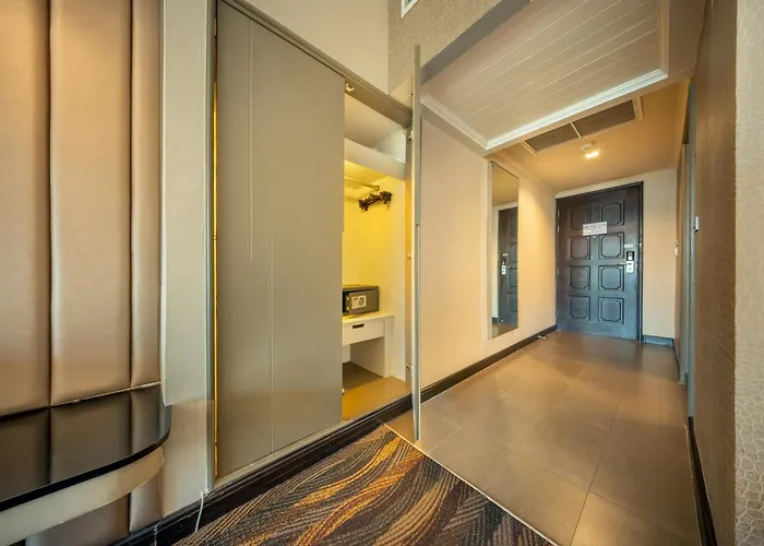 Royal Benja - Big Rooms, Family Friendly Bangkok