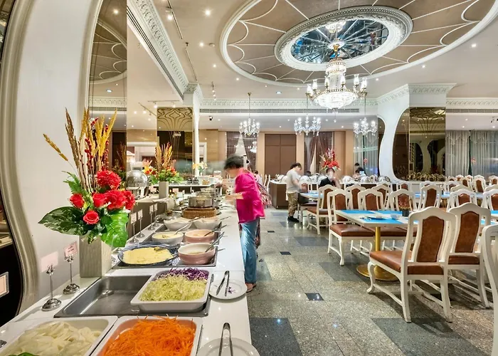 Royal Benja - Big Rooms, Family Friendly Hotel Bangkok