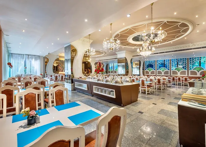 מלון Royal Benja - Big Rooms, Family Friendly