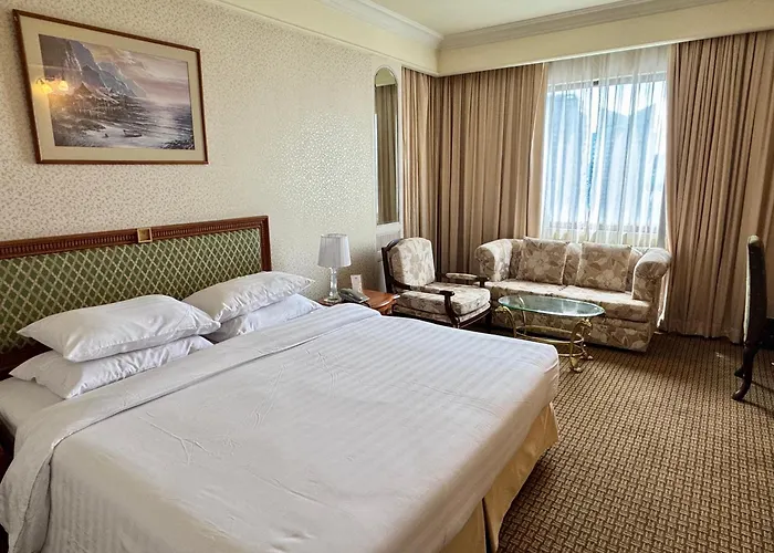 Royal Benja - Big Rooms, Family Friendly Hotel 4*