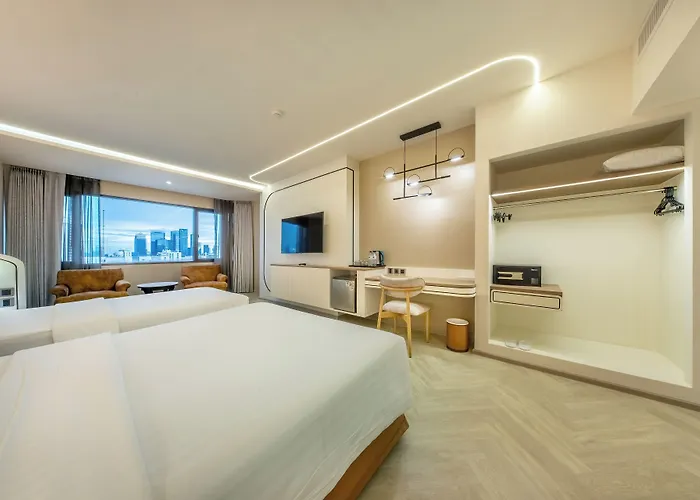 Royal Benja - Big Rooms, Family Friendly 酒店 曼谷